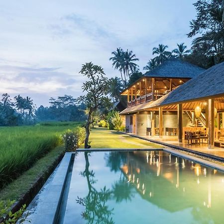 Benisari Batik Garden Cottage อูบุด ภายนอก รูปภาพ