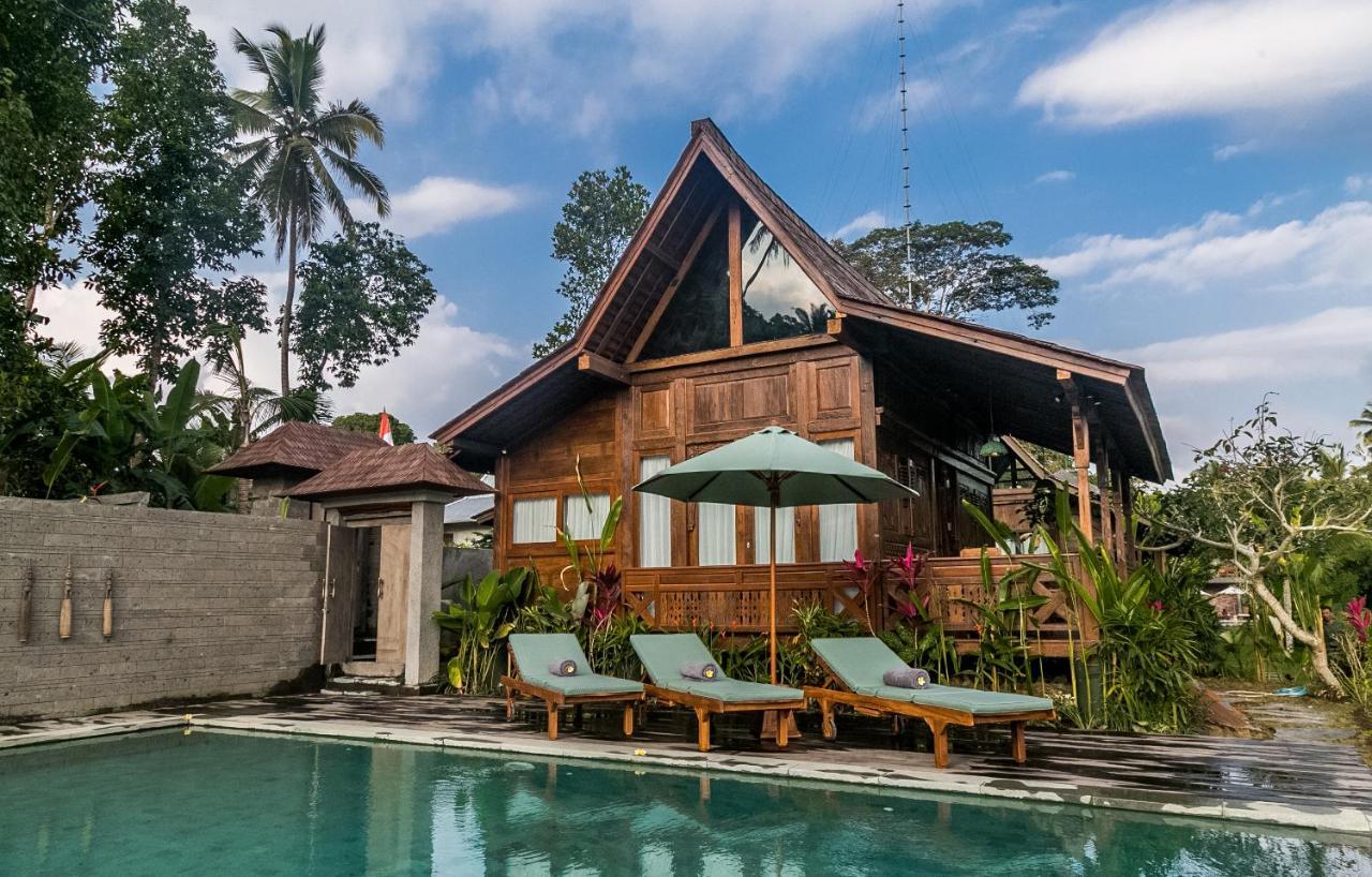 Benisari Batik Garden Cottage อูบุด ภายนอก รูปภาพ