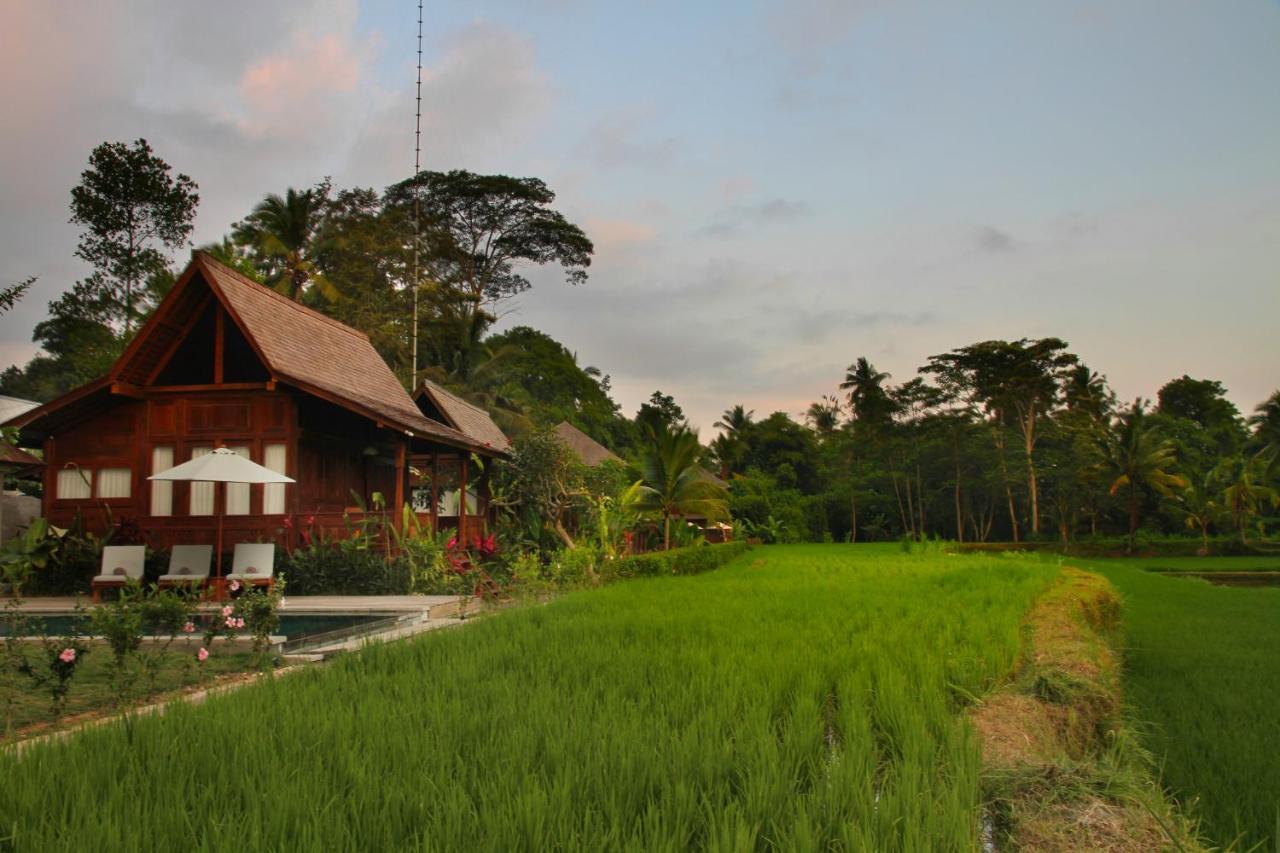 Benisari Batik Garden Cottage อูบุด ภายนอก รูปภาพ