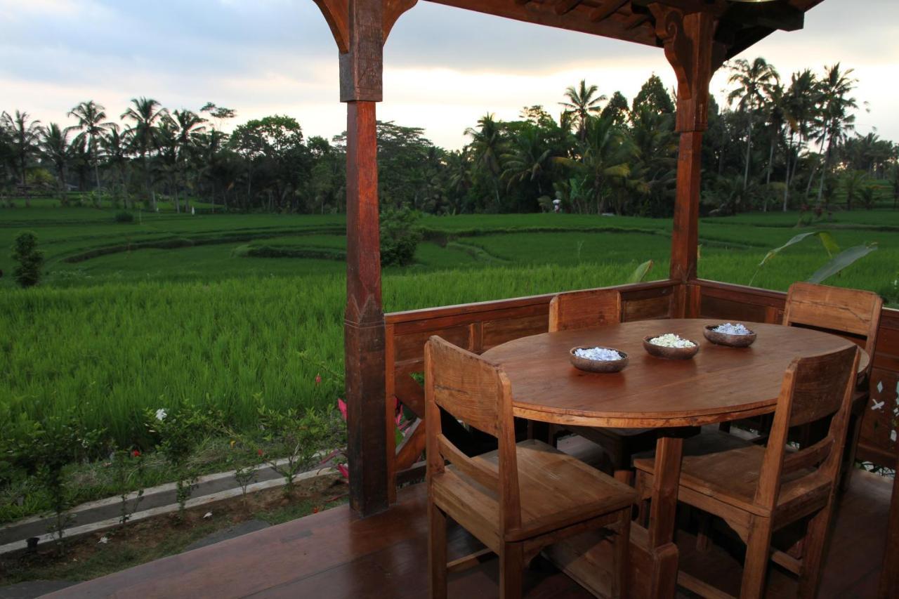 Benisari Batik Garden Cottage อูบุด ภายนอก รูปภาพ